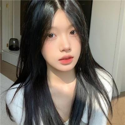 裙子里的戏剧高清封面